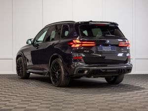 232 BMW X5 X-Drive 30d M-Sport 2 Seat Commercial - Image 4