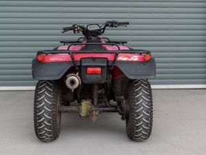 2004 Honda 350FE Quad - Image 4