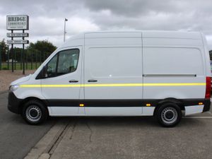2024 Mercedes-Benz Sprinter 315 L2H2 - 7000kgs - Image 3