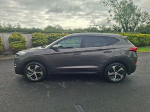 Hyundai Tucson IX35 EXECUTIVE SE COMMERCIAL E6 4DR - Image 3