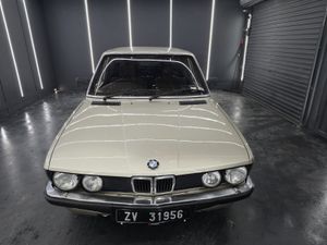 BMW 5-Series 1985 - Image 4