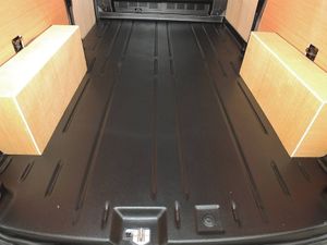 2023 Ford Transit Custom Panel Van - Image 4