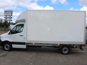 2023 Mercedes-Benz Sprinter 315 Luton Tail Lift - Image 4