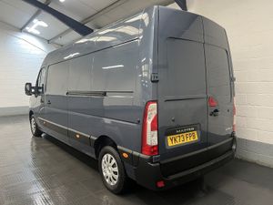 2023 Renault Master Panel Van - Image 4