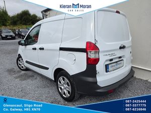 Ford Transit Courier TREND 1.5 TD 75 M6 3DR - Image 4