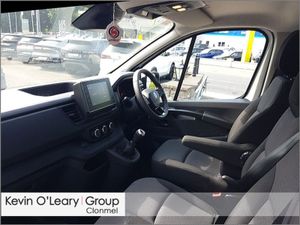 Renault Trafic LL30 ADVANCE BLUE DCI 130 - Image 4