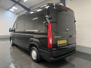 2023 Maxus Deliver 9 Panel Van - Image 4