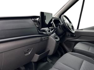 Ford Transit 350 Limited AUTO L3 H2 LWB Medium Roo - Image 3