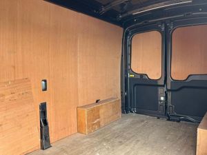Ford Transit 350 Limited AUTO L3 H2 LWB Medium Roo - Image 4
