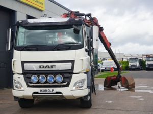 2018 DAF CF-370 6X4 TIPPER GRAB - Image 2