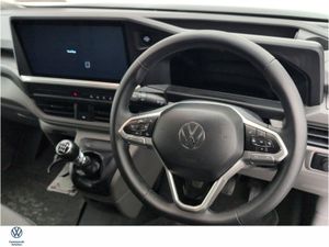 Volkswagen Transporter 30 VAN LWB TRENDLINE 150HP - Image 4