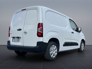 Opel Combo KOMF L1H1-1.5 100PS D 3DR - Image 3