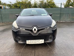 141 Renault Clio Light Damage Drive Home - Image 2