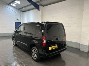 2023 Peugeot Partner Panel Van - Image 4
