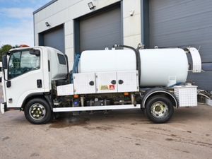 2021 ISUZU FORWARD N75-190 4X2 VACUUM TANKER - Image 4
