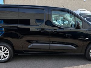 2022 Citroen Berlingo LWB Enterprise Vision Model - Image 3