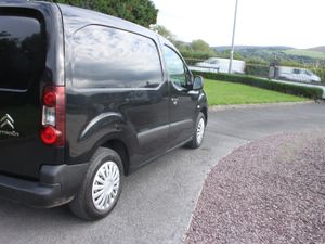 Citroen Berlingo LX  3 Seater Van, 2017 - Image 3