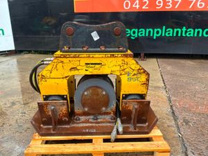 Atlas Copco HC 850 Wacker plate......65mm cradle.. - Image 2