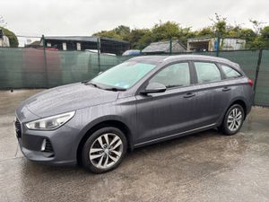 181 Hyundai i30 Very Light Damage - Image 3