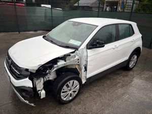 211 VW T-Cross  Light panel damage - Image 4