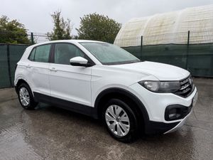 211 VW T-Cross  Light panel damage - Image 2