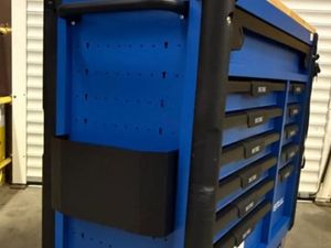 Rolling Tool Chest with 251 Piece Tool Kit 42" - Image 3