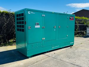 New Cummins 330kVA 3Phase Diesel Generator - Image 3