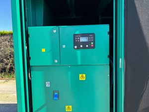 New Cummins 275kVA Diesel Generator - Image 4