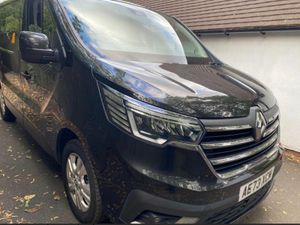 Renault Trafic 2023 massive spec automatic - Image 2