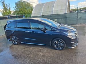 2017 Honda Odyssey Hybrid  Automatic  7 seater - Image 3