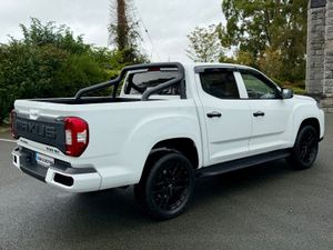 2023 Maxus T90EV  Elite Edition Auto - Image 3