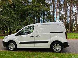 Citroen Berlingo 2015 Diesel Van - Image 4