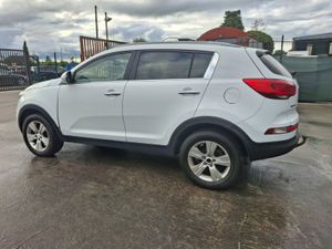 2015 Kia Sportage  1.7 Diesel - Image 4