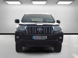 Toyota Land Cruiser 2022 LWB Commercial 1 owner - Image 2
