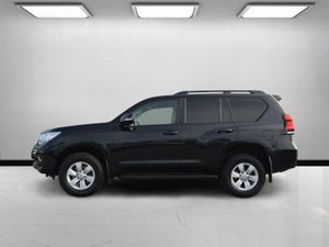 Toyota Land Cruiser 2022 LWB Commercial 1 owner - Image 4