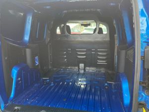 Ford Transit Courier 1.5 EcoBlue Trend - Image 4