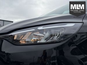 Ford Transit Custom Dciv 320L Phev Trend 2 5 227 T - Image 4