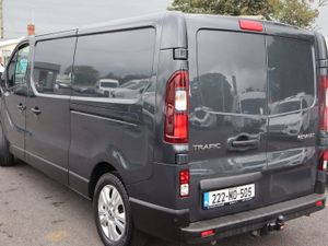 2022 RENAULT TRAFFIC SPORTS PLUS AUTOMATIC - Image 2
