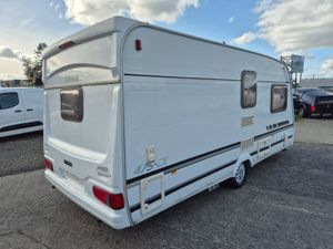Lunar clubman 475. Spotless well minded caravan - Image 2
