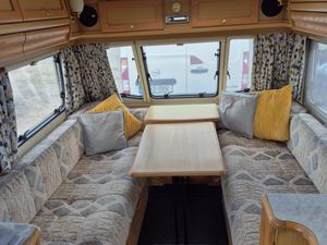 Lunar clubman 475. Spotless well minded caravan - Image 4