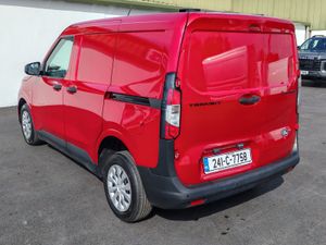 Ford Transit Courier 2024 - Image 4