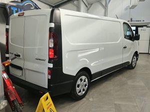 231 RENAULT TRAFIC 2.0 DIESEL 135 BHP LL30 - Image 2