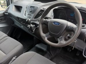 Ford Transit Custom 2016 - Image 2