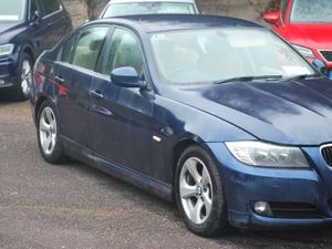 BMW 3-Series 2011 2.0 Diesel - Image 3