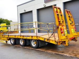 2006 CHIEFTAN DRAW-BAR 3 AXLE LOWLOADER - Image 4
