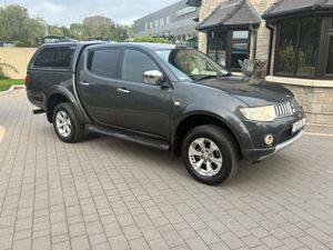 2013 Mitsubishi L200 *new doe low kms* - Image 2