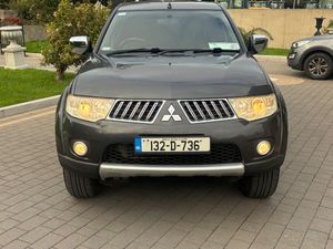 2013 Mitsubishi L200 *new doe low kms* - Image 3