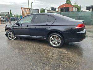 152 Volkswagen Passat  1.6 Tdi - Image 4