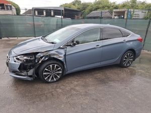 2018 Hyundai i40 Executive  Full leather - Image 2