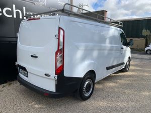 Custom 2.0TDCI LWB 300 // CVRT 07/27 // LOW MILES - Image 3